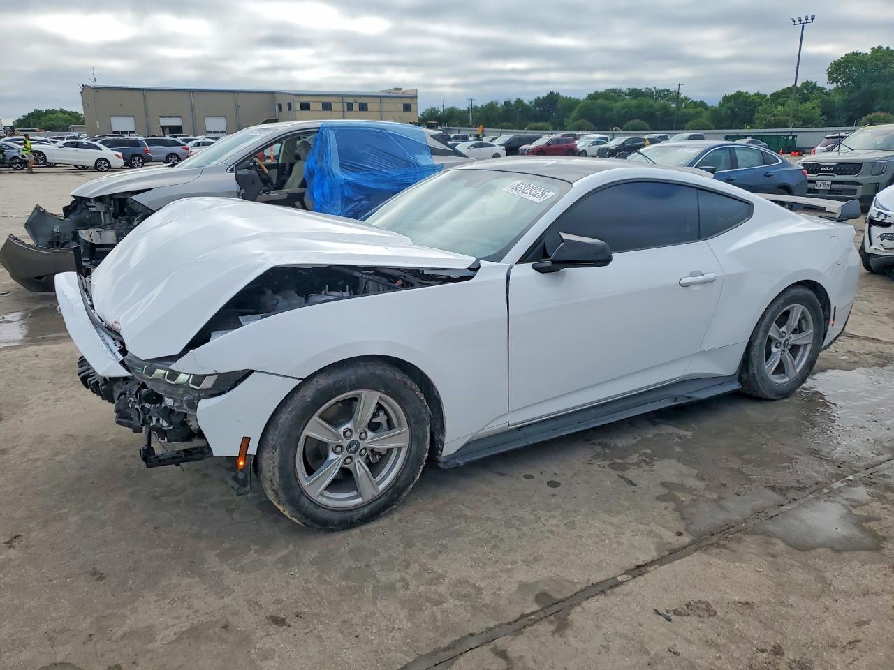 2024 Ford Mustang - zdjęcie główne