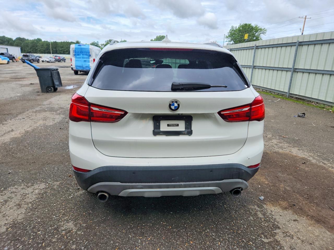 2017 BMW X1 Sdrive28I - zdjęcie 6