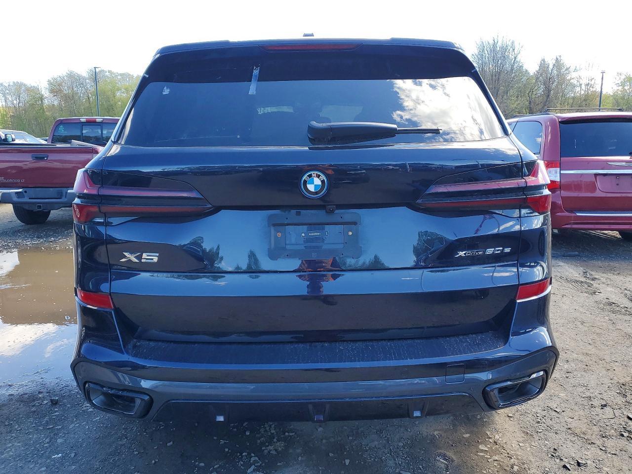 2026 BMW X5 xDrive50E - zdjęcie 6