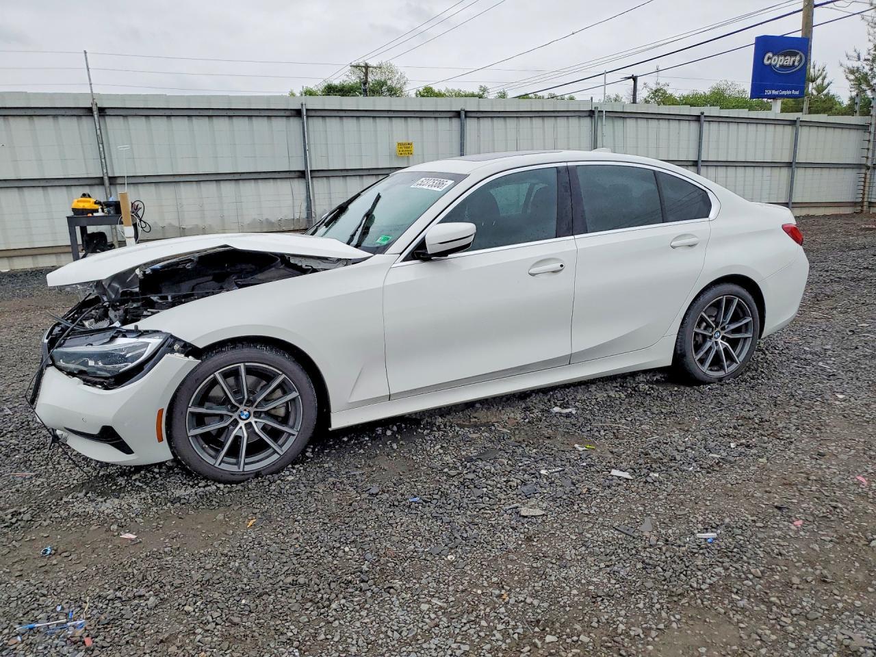 2021 BMW 330I - zdjęcie główne