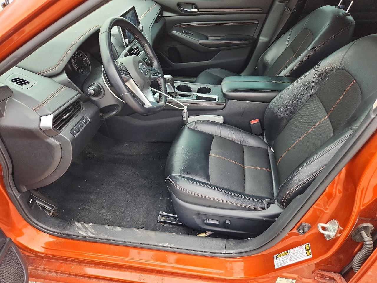 2020 Nissan Altima Sr - zdjęcie 7