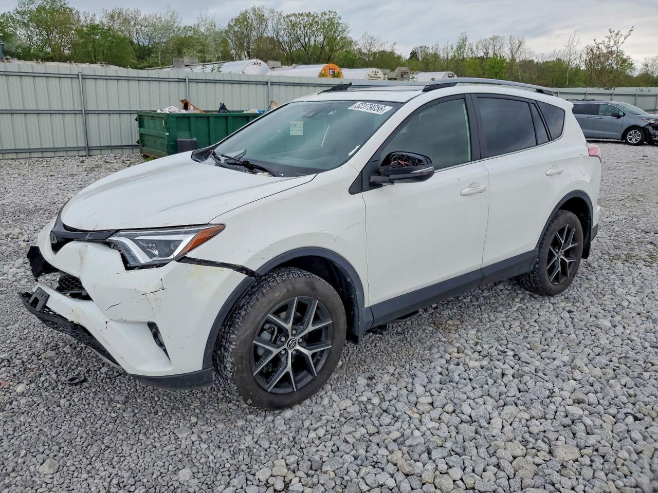 2017 Toyota Rav4 Se - zdjęcie główne