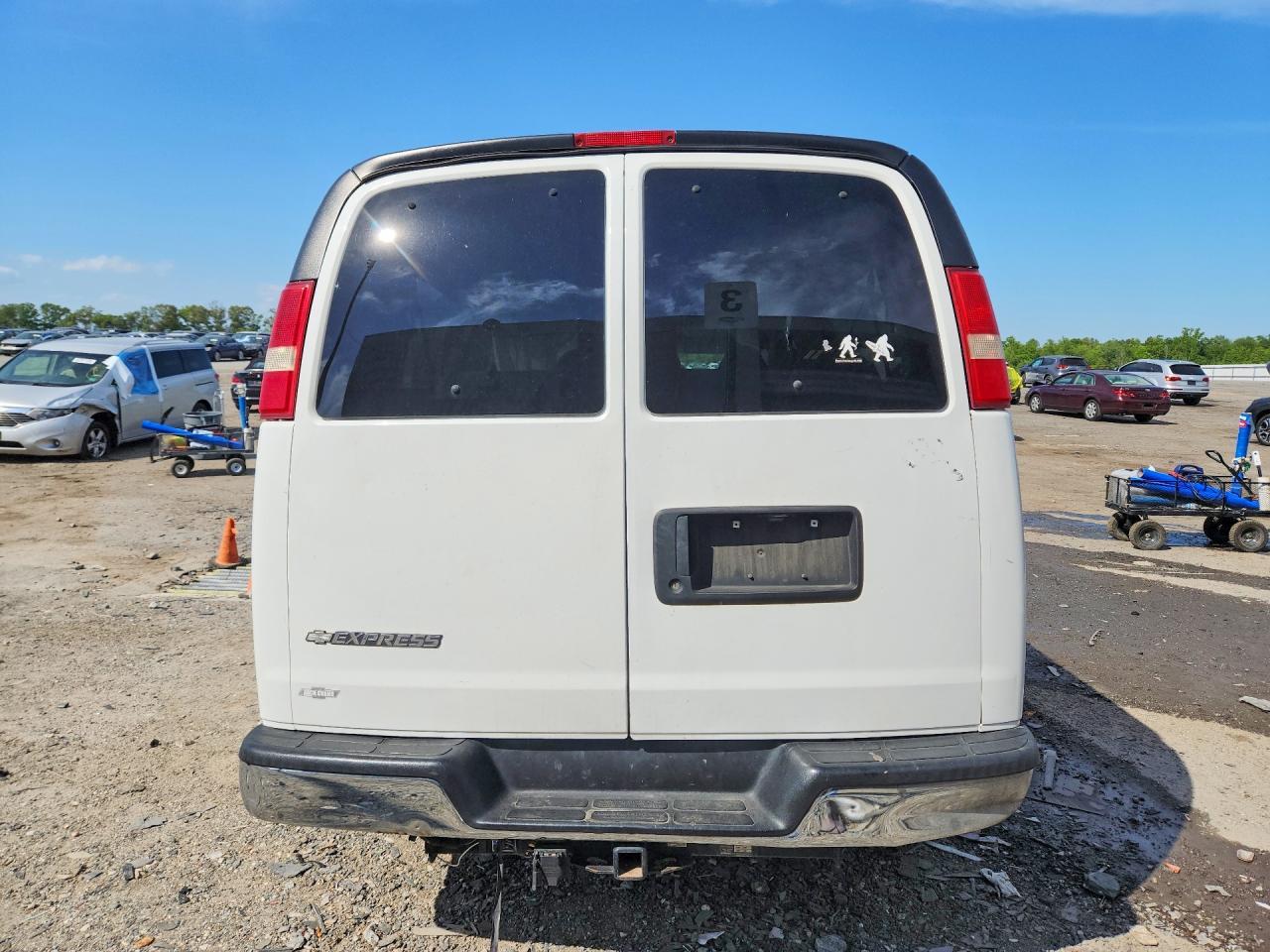 2013 Chevrolet Express - zdjęcie 6