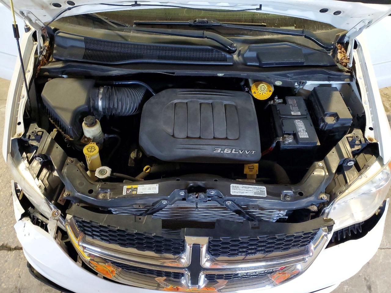 2016 Dodge Grand Caravan Se - zdjęcie 12