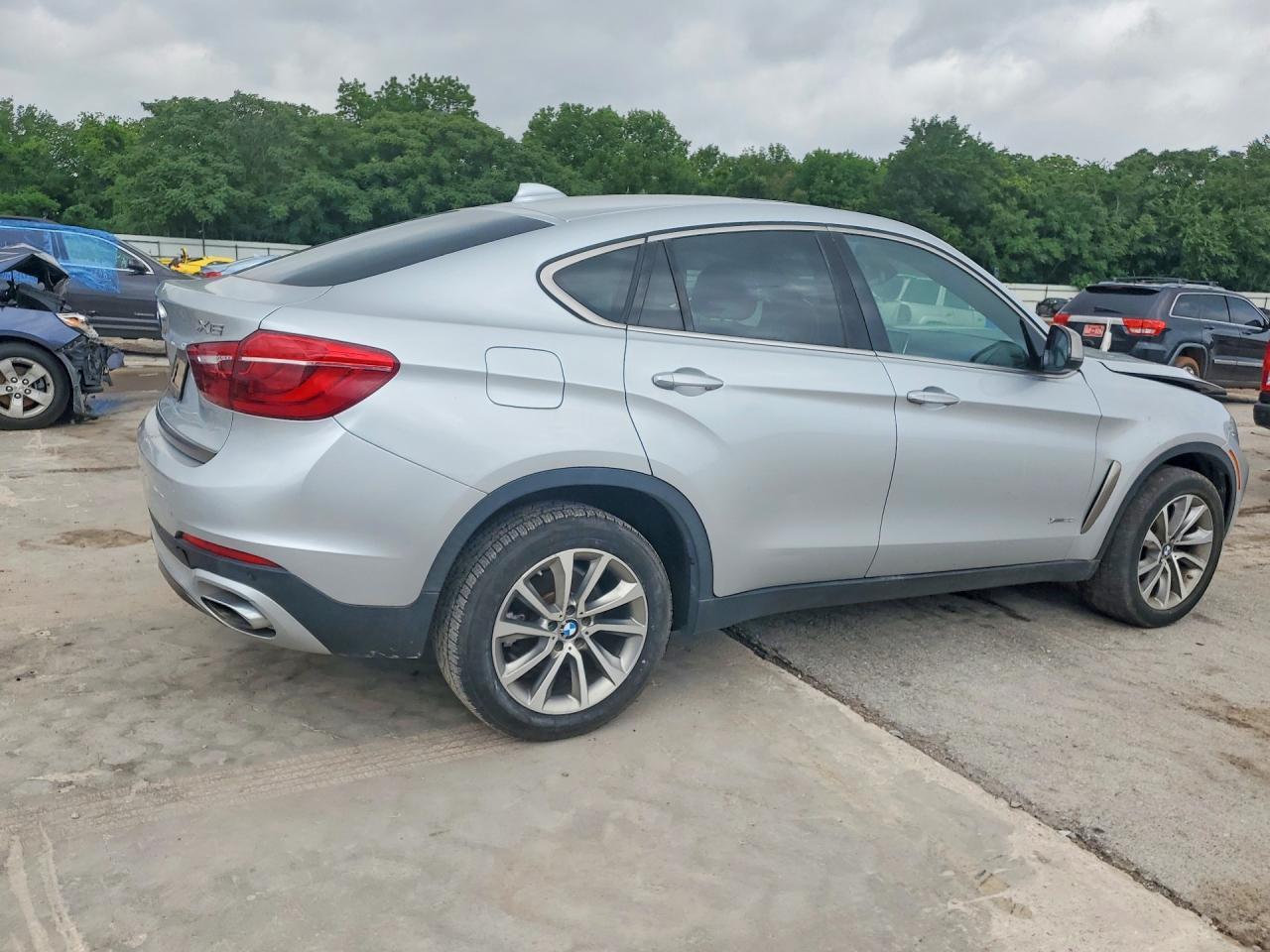 2019 BMW X6 xDrive35I - zdjęcie 3