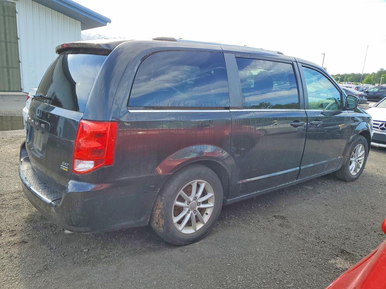 2019 Dodge Grand Caravan Sxt - zdjęcie 3