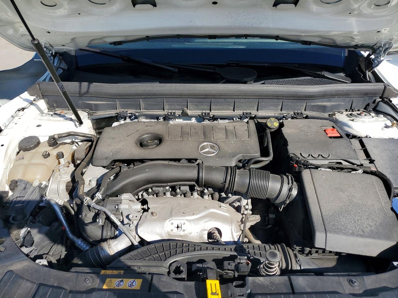 2021 Mercedes-Benz Glb 250 4Matic - zdjęcie 12