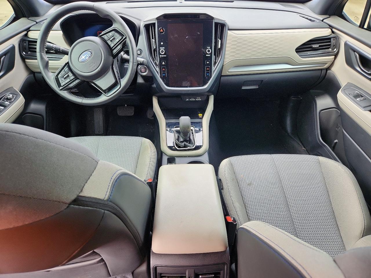 2025 Subaru Forester Premium - zdjęcie 8