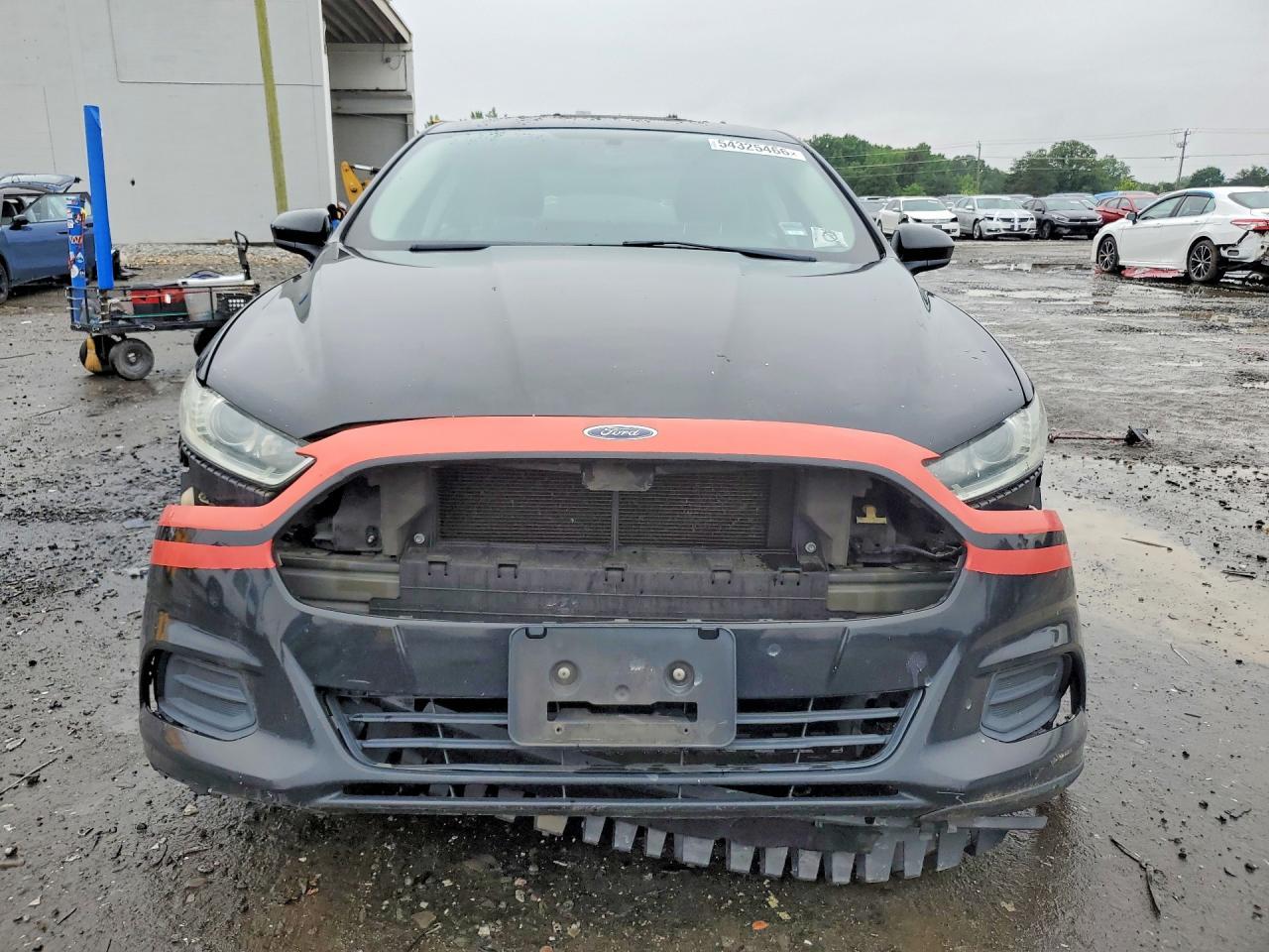 2014 Ford Fusion S - zdjęcie 5