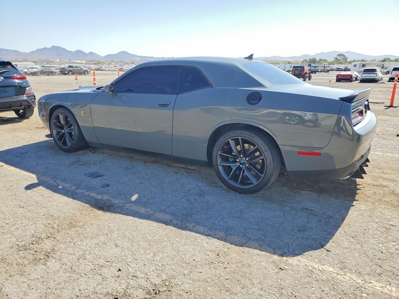 2019 Dodge Challenger R - zdjęcie 2