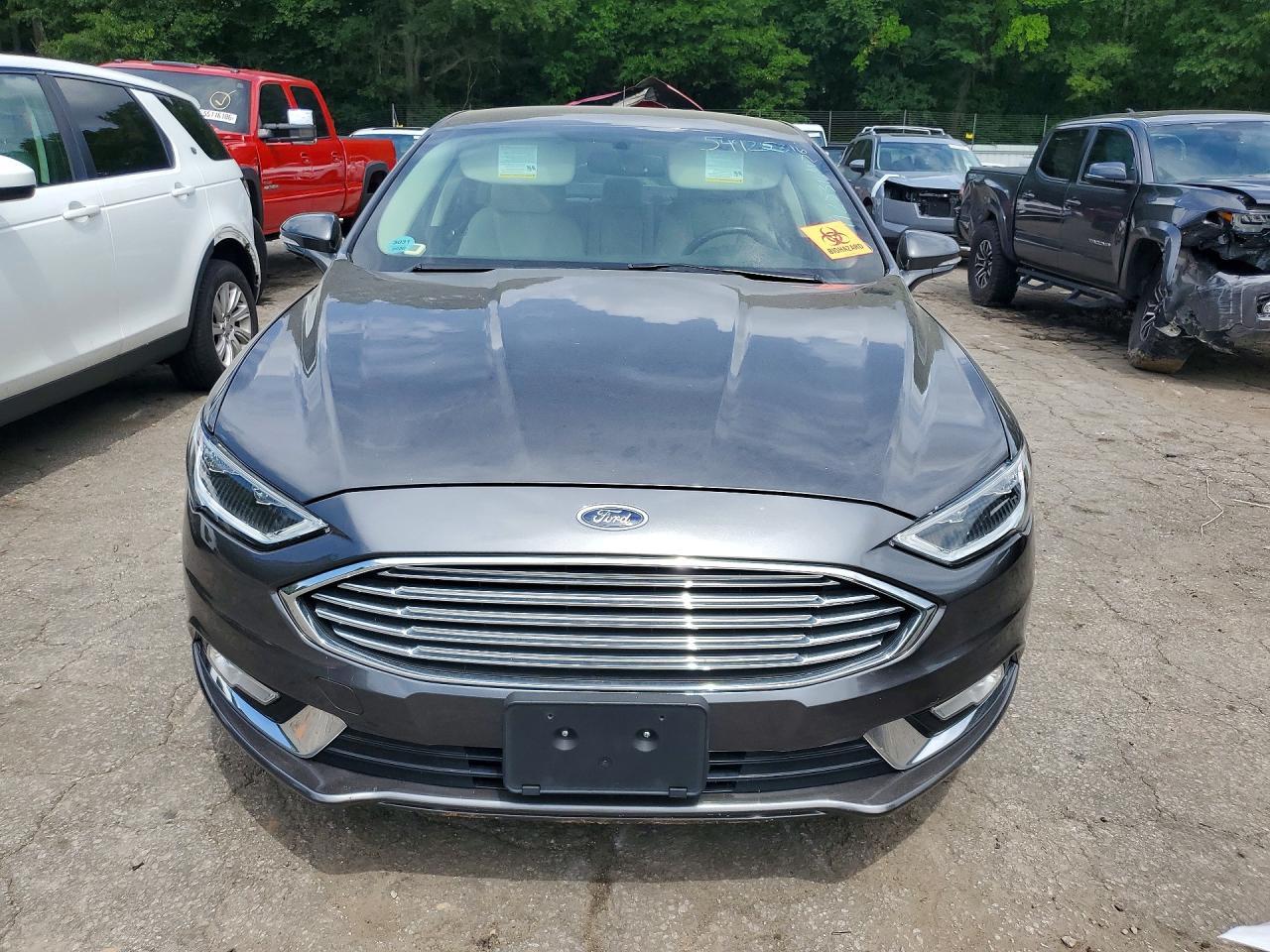 2018 Ford Fusion Titanium - zdjęcie 5