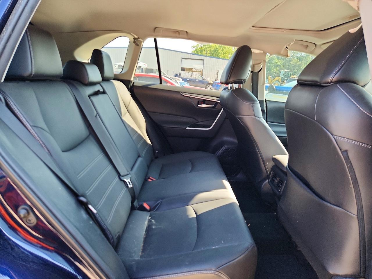 2021 Toyota Rav4 Xle Premium - zdjęcie 11