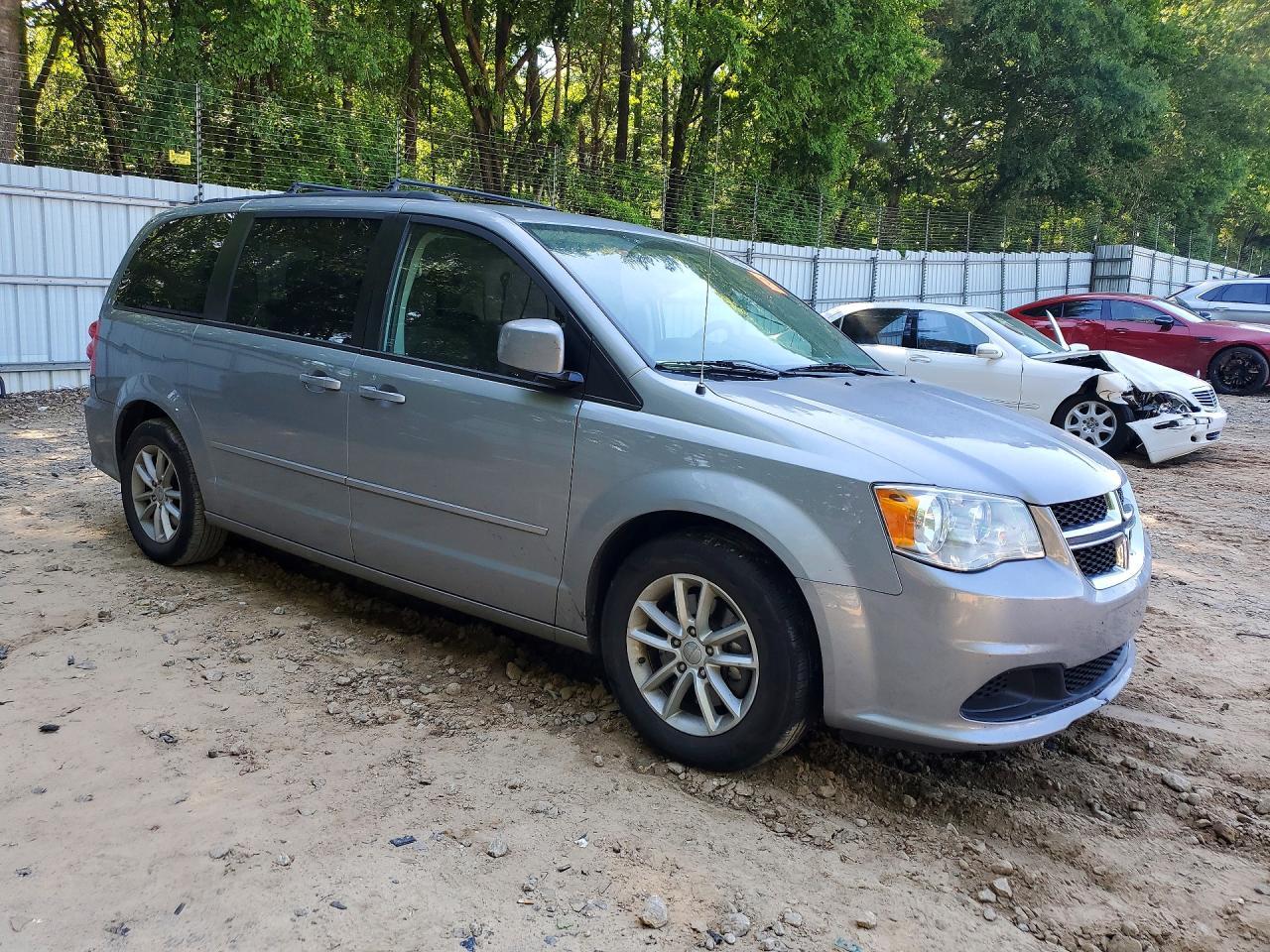 2016 Dodge Grand Caravan Sxt - zdjęcie 4