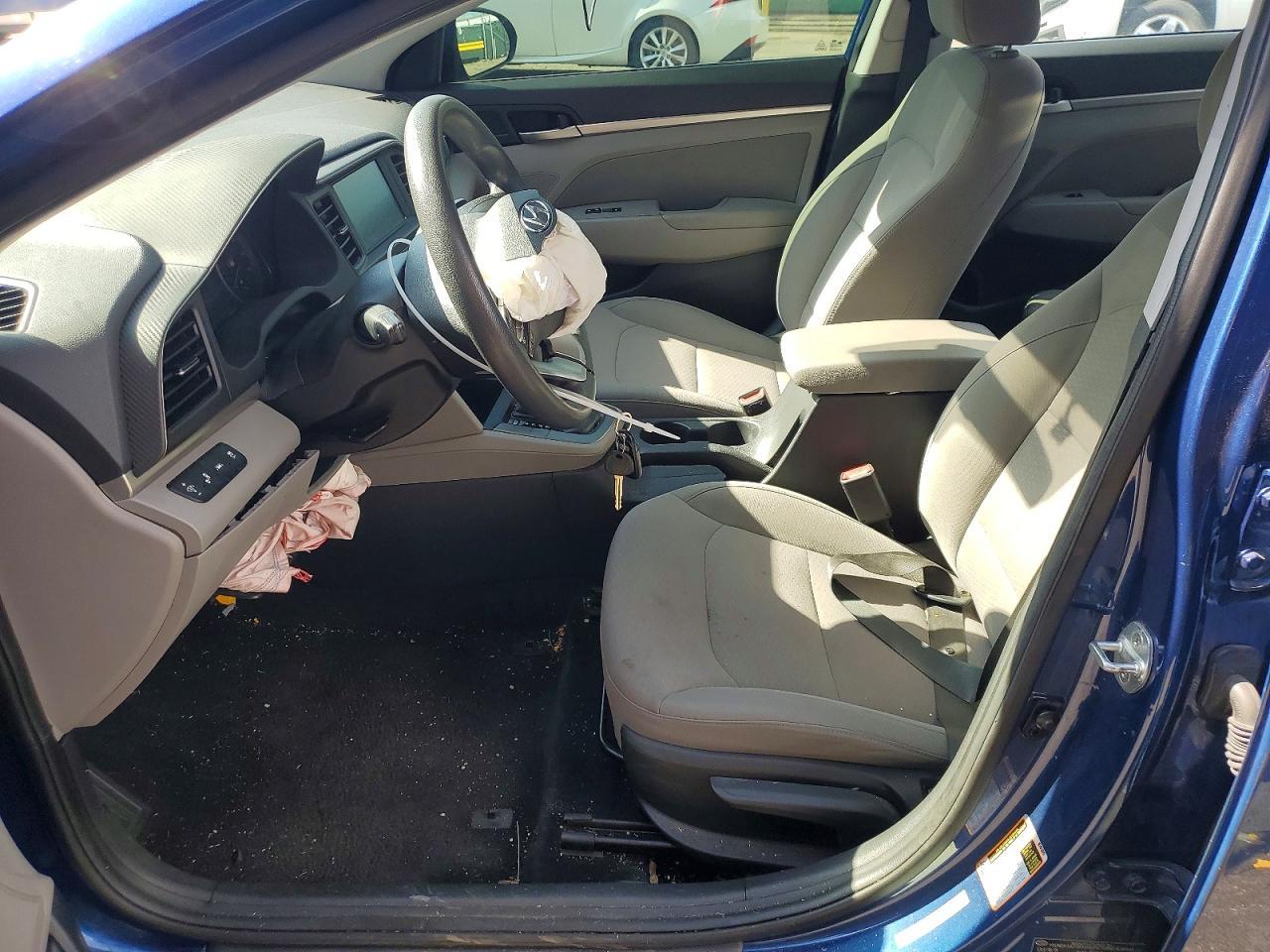2020 Hyundai Elantra Sel - zdjęcie 7