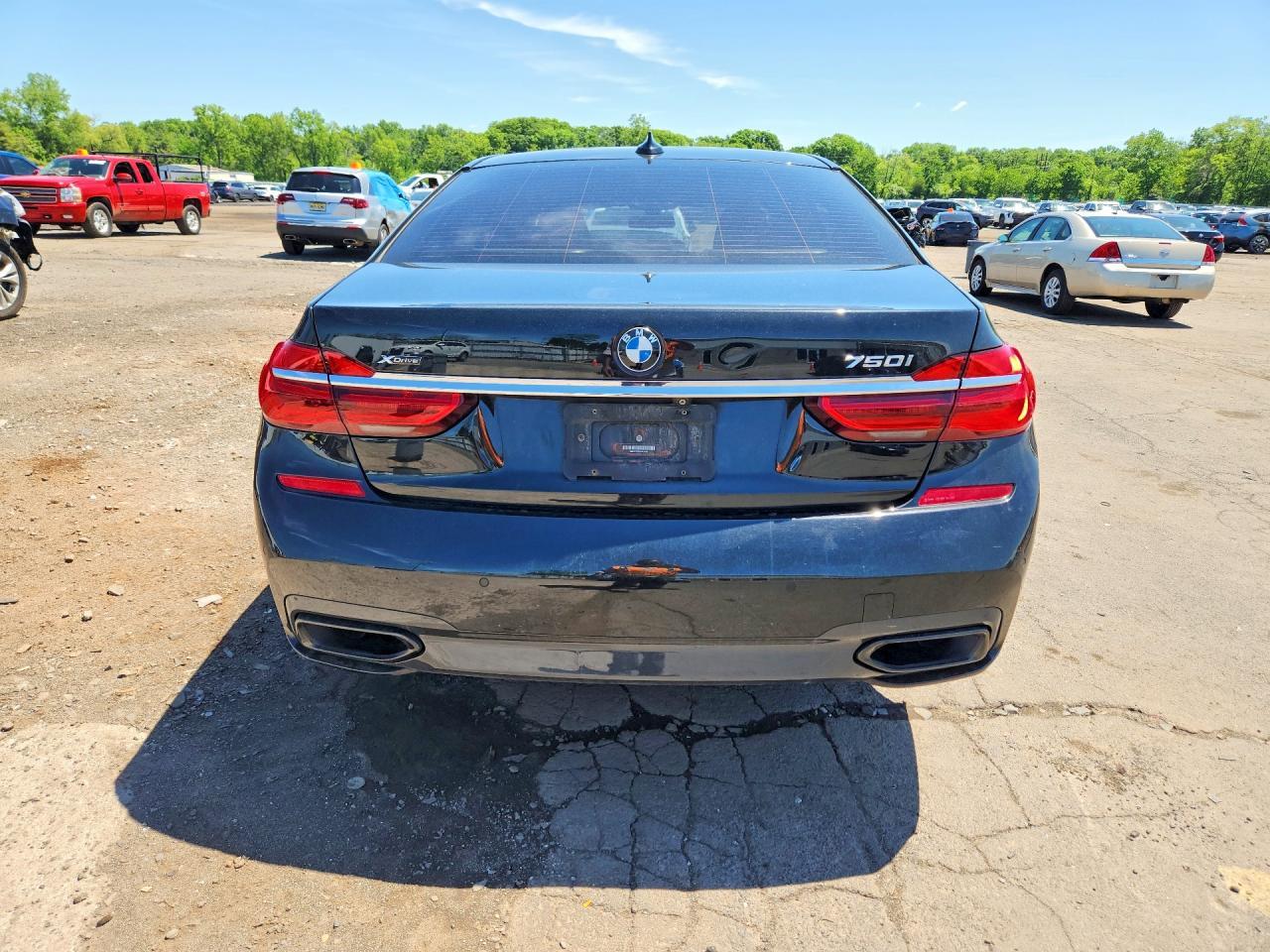 2018 BMW 750 Xi - zdjęcie 6