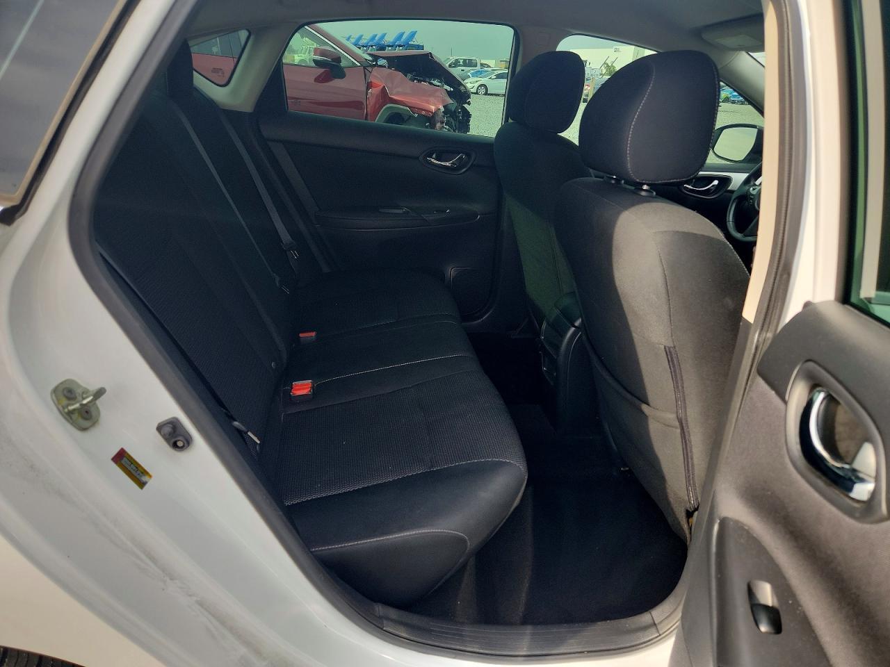 2019 Nissan Sentra S - zdjęcie 10