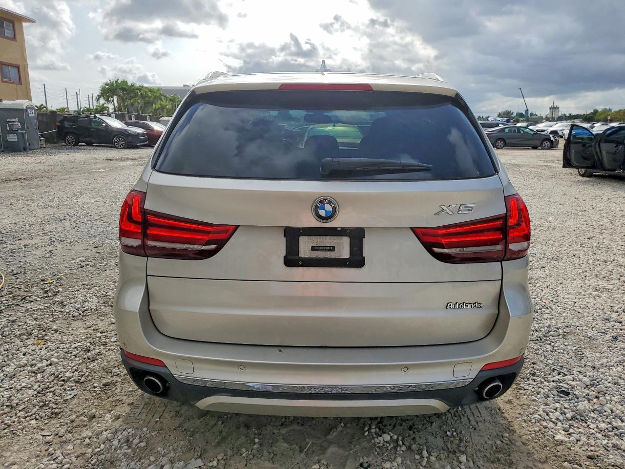 2015 BMW X5 xDrive35I - zdjęcie 6