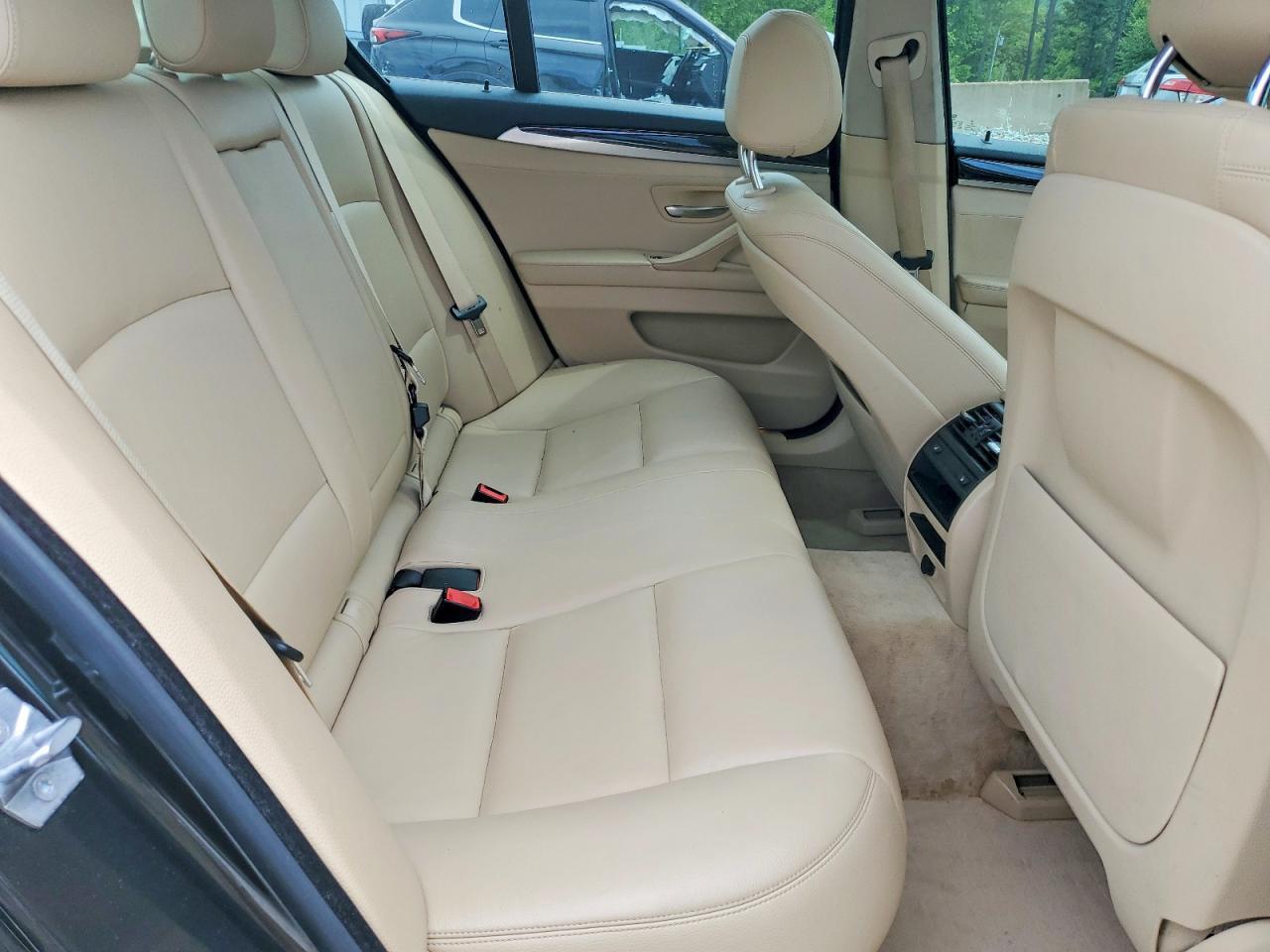 2014 BMW 535 Xi - zdjęcie 10