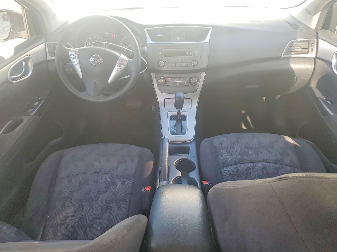 2013 Nissan Sentra S - zdjęcie 8