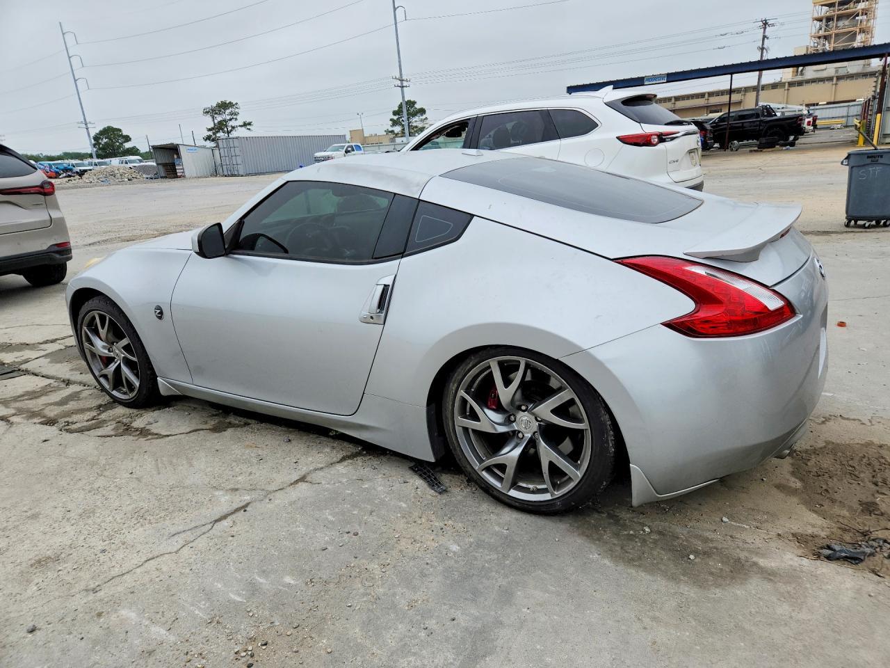 2014 Nissan 370Z Base - zdjęcie 2