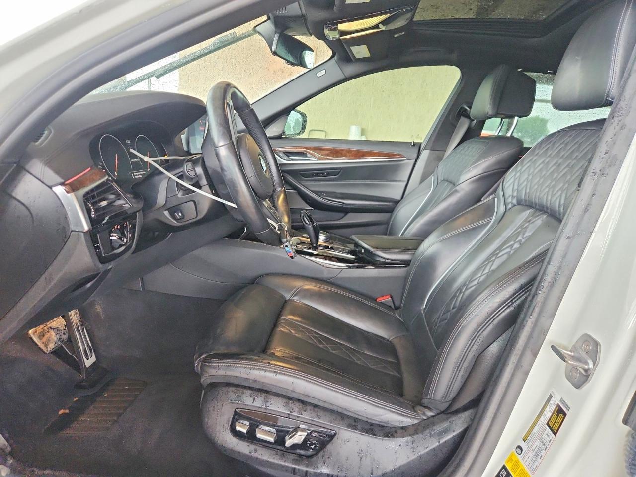 2019 BMW M550Xi - zdjęcie 7