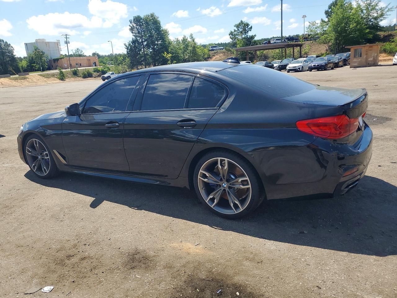 2020 BMW M550Xi - zdjęcie 2