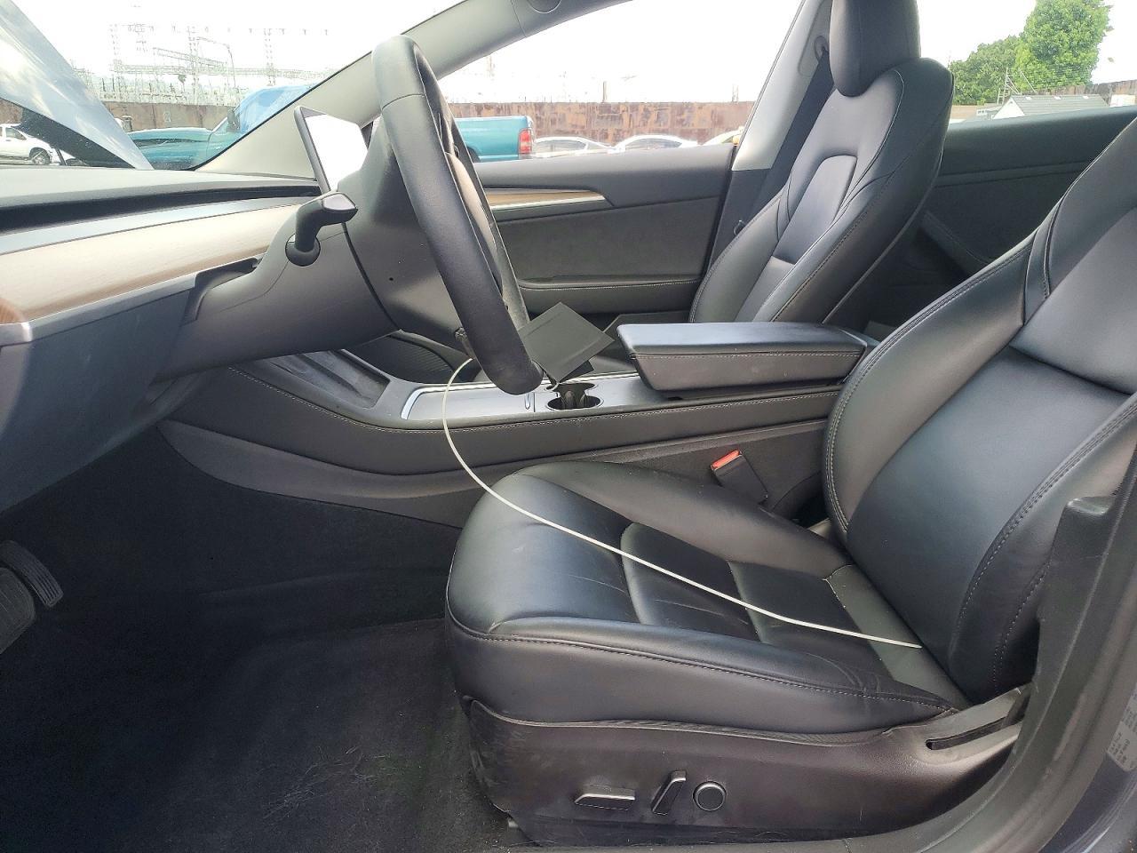 2023 Tesla Model 3 - zdjęcie 7