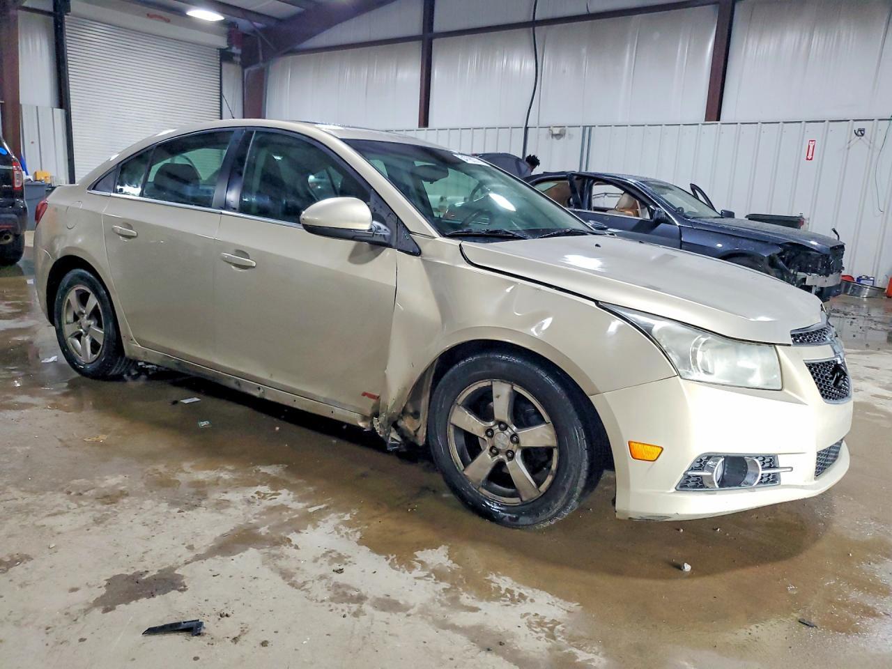2023 Chevrolet Cruze Lt - zdjęcie 4