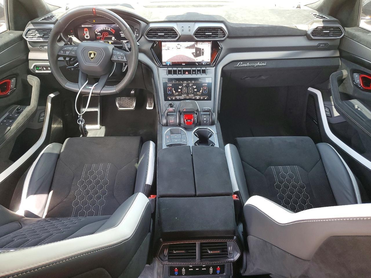 2024 Lamborghini Urus Performante - zdjęcie 8