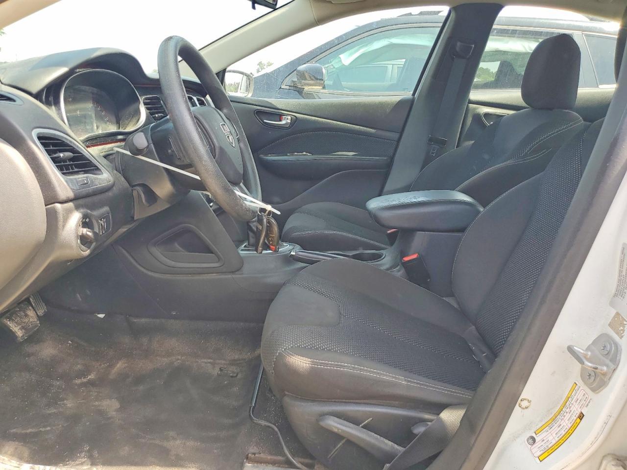 2015 Dodge Dart Sxt - zdjęcie 7