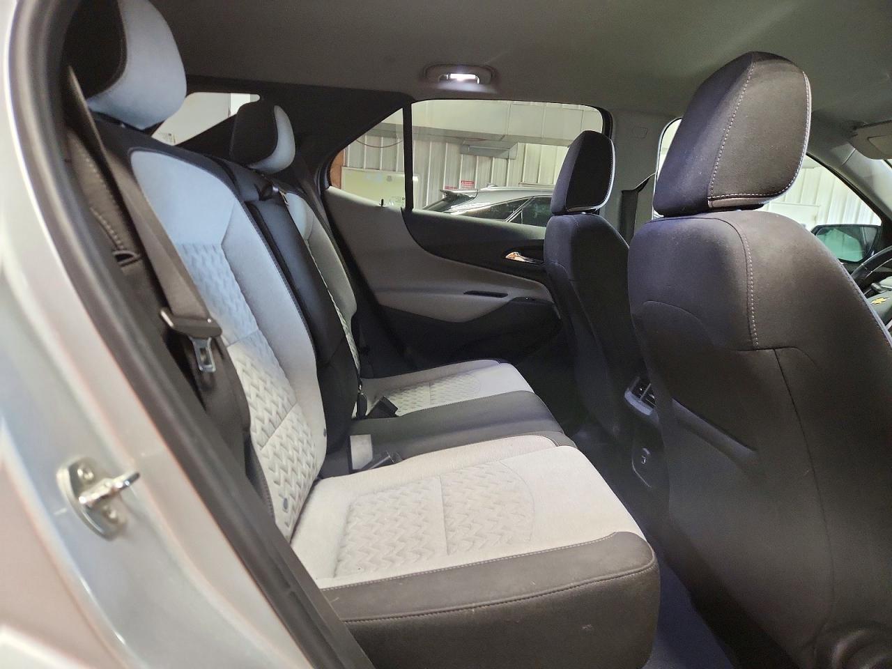 2022 Chevrolet Equinox Lt - zdjęcie 11