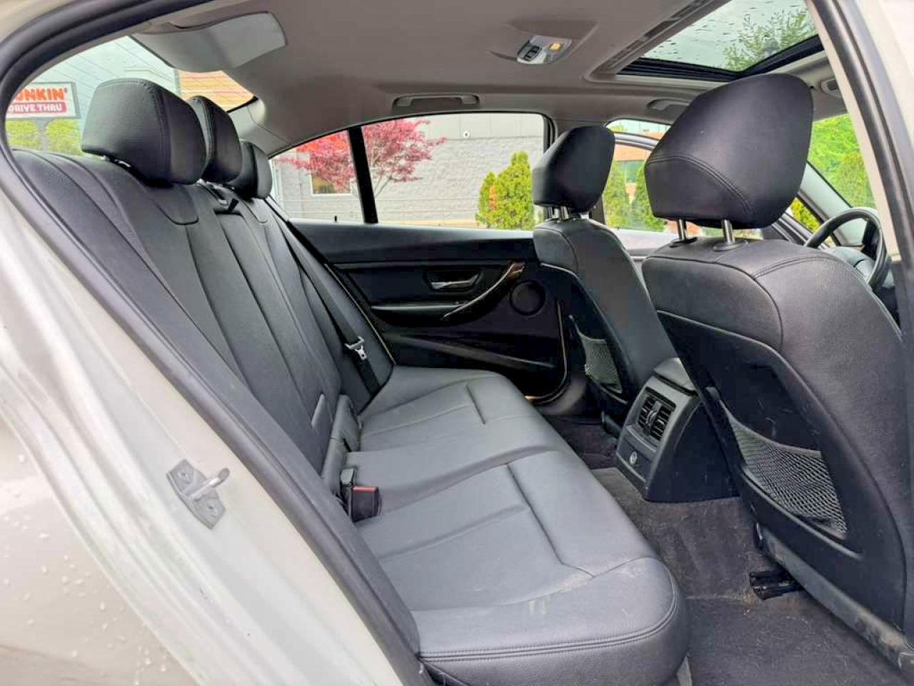 2014 BMW 328 Xi - zdjęcie 10