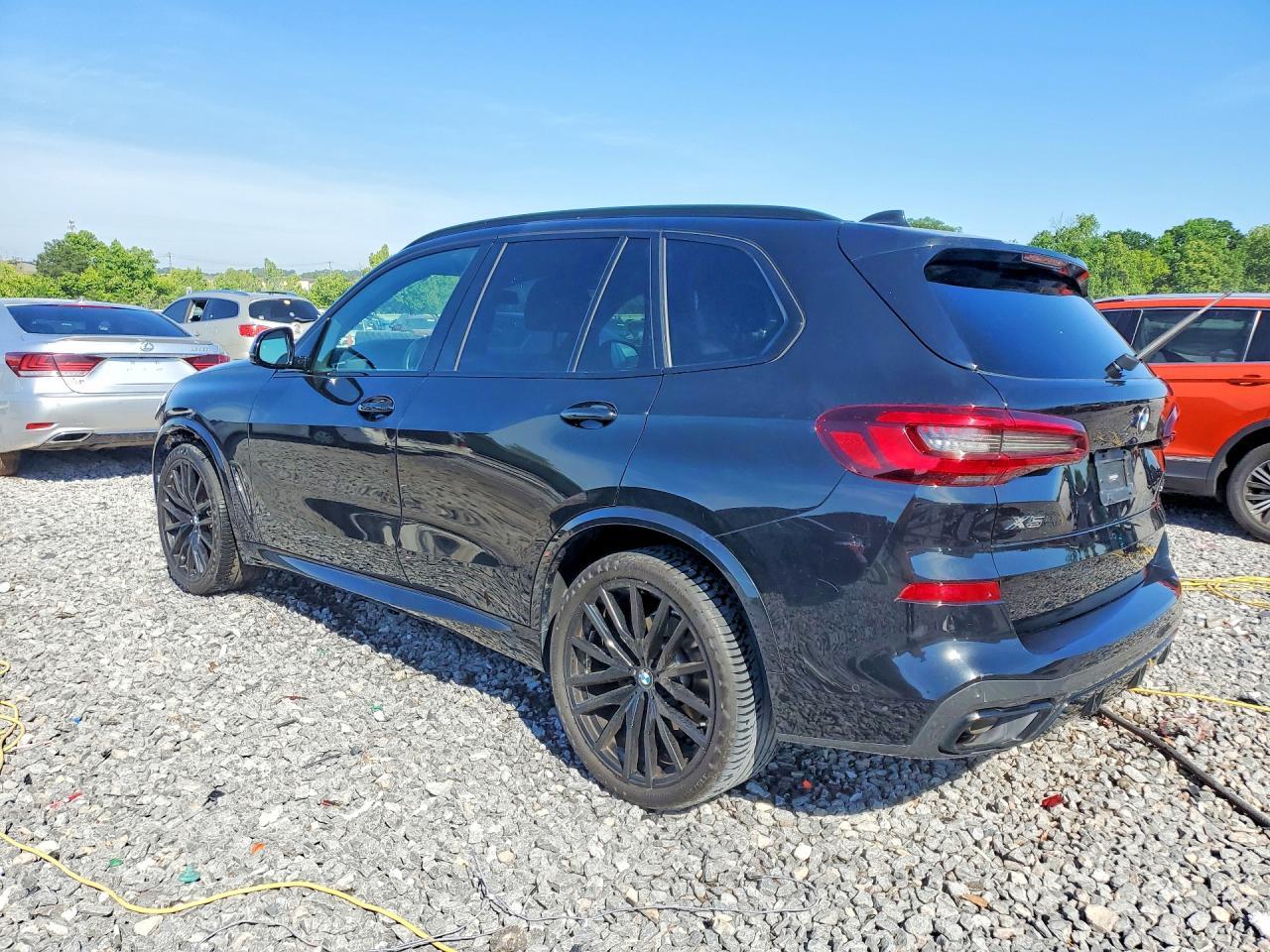2021 BMW X5 Sdrive 40I - zdjęcie 2