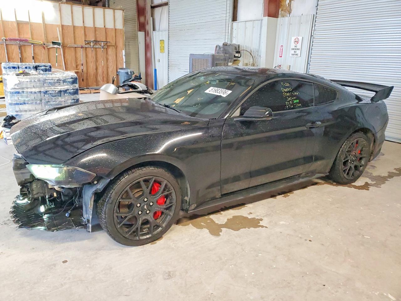 2019 Ford Mustang - zdjęcie główne