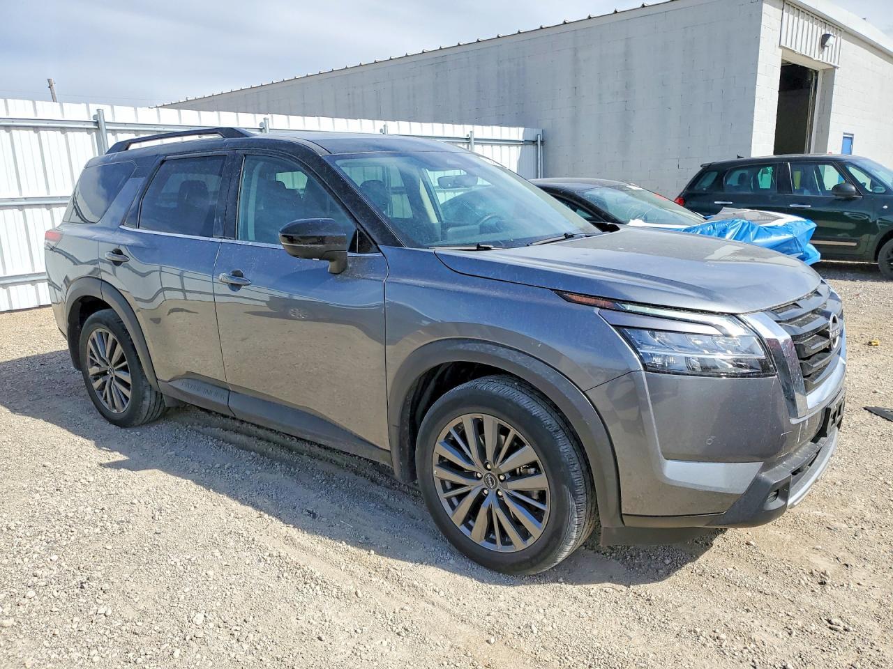 2024 Nissan Pathfinder Sl - zdjęcie 4