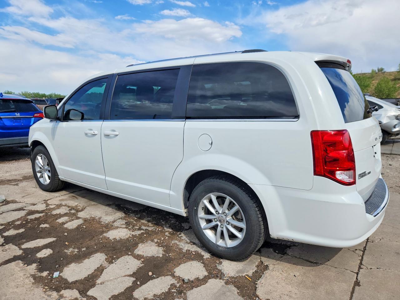 2020 Dodge Grand Caravan Sxt - zdjęcie 2