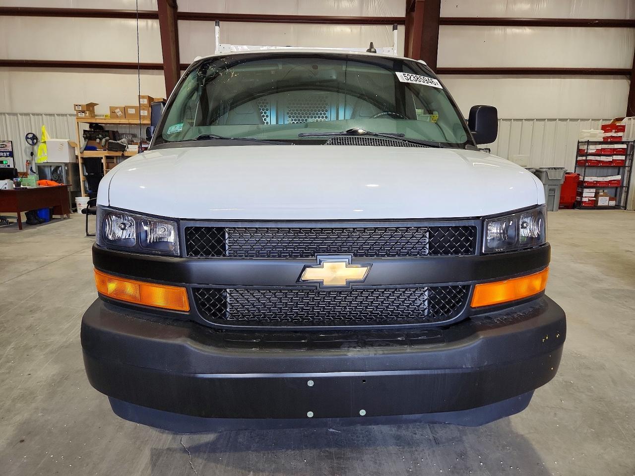 2020 Chevrolet Express G2500 - zdjęcie 5