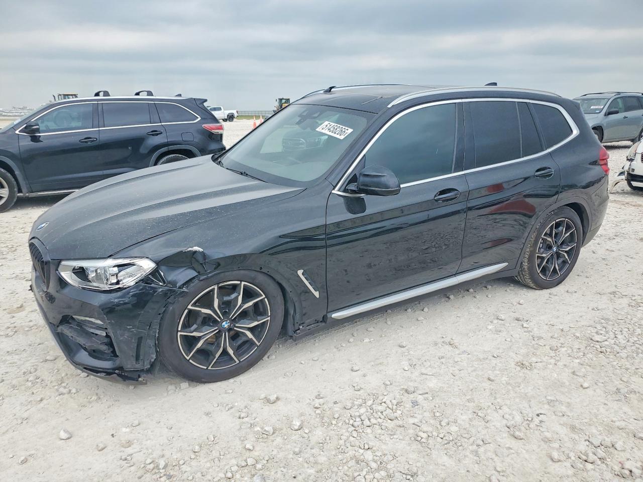 2021 BMW X3 xDrive30I - zdjęcie główne