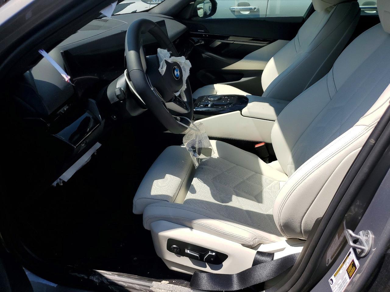 2026 BMW 530 I - zdjęcie 7
