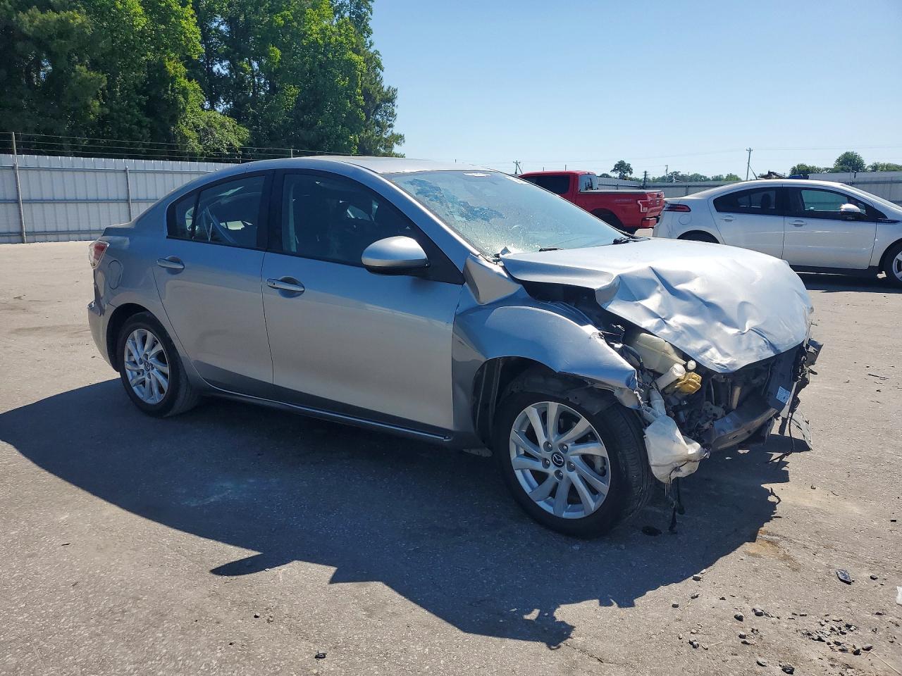 2013 Mazda 3 I - zdjęcie 4
