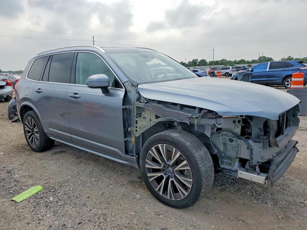 2020 Volvo Xc90 T5 Momentum - zdjęcie 4