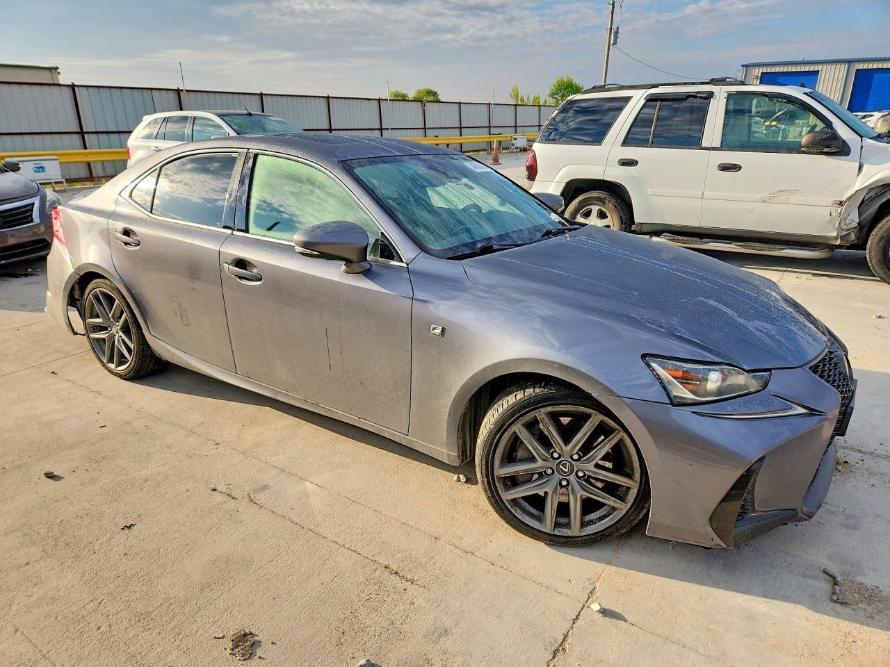 2017 Lexus Is 200T - zdjęcie 4