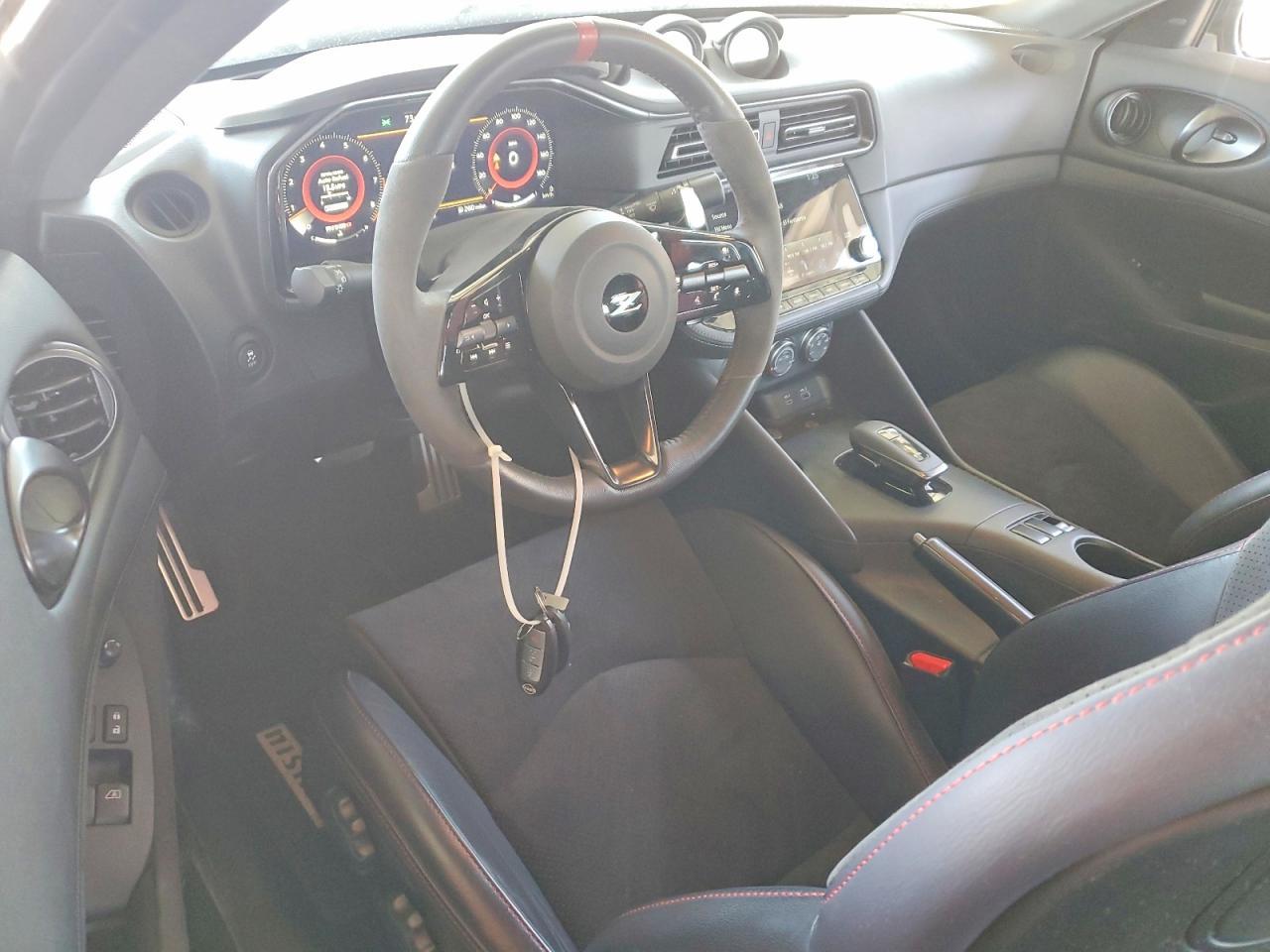 2024 Nissan Z Nismo - zdjęcie 8