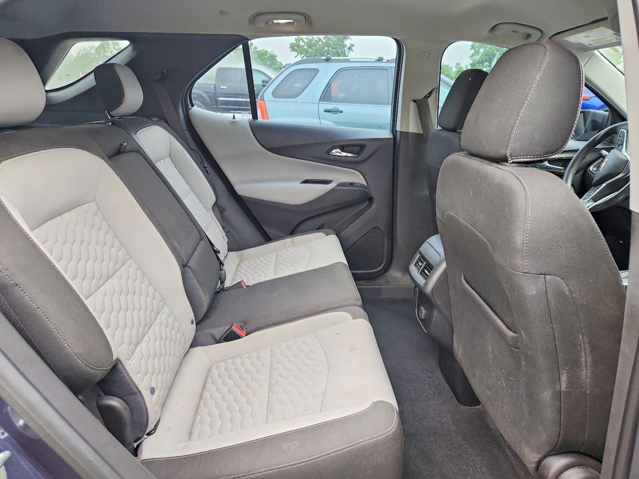 2018 Chevrolet Equinox Ls - zdjęcie 10