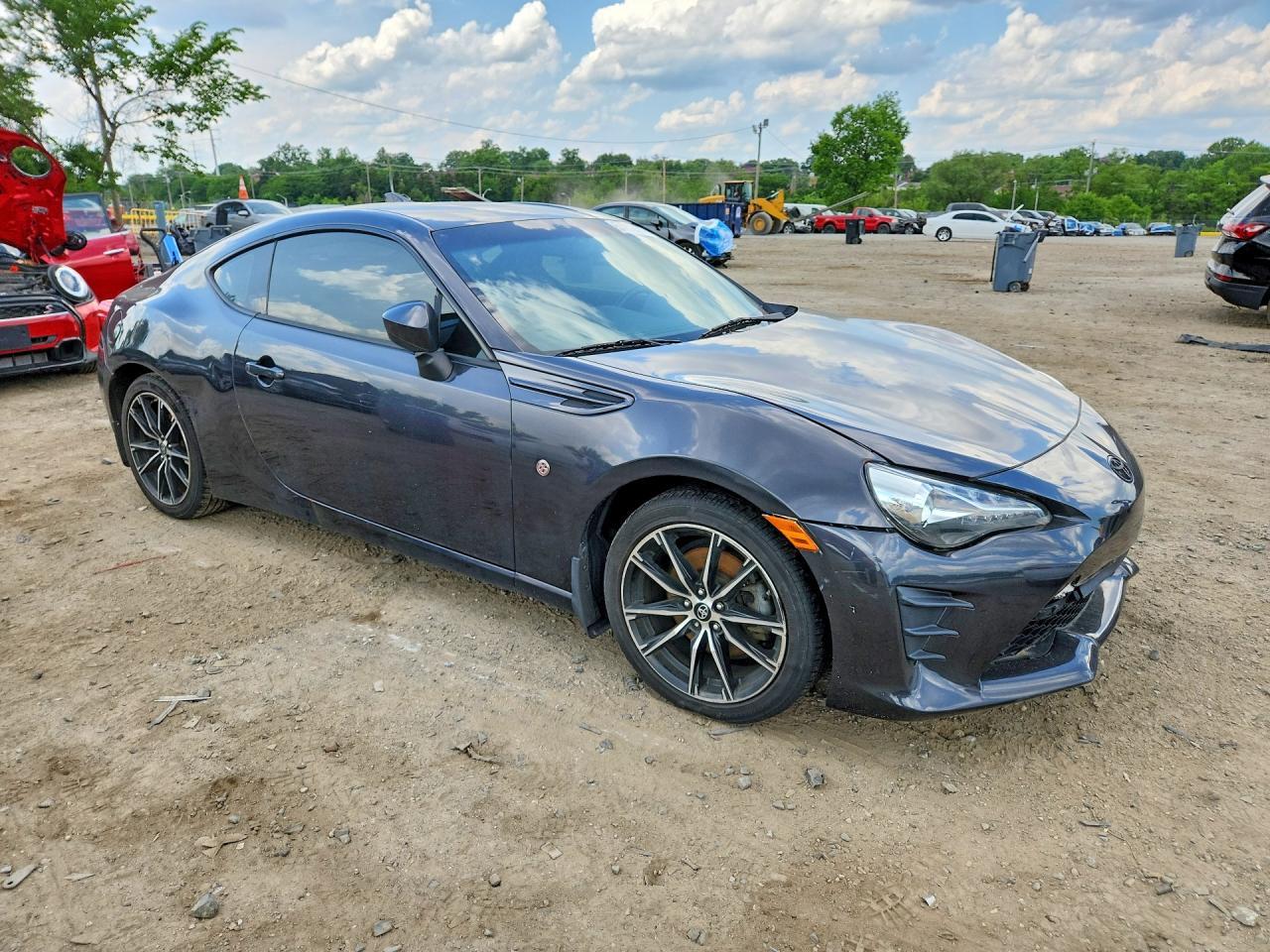 2017 Toyota 86 Base - zdjęcie 4
