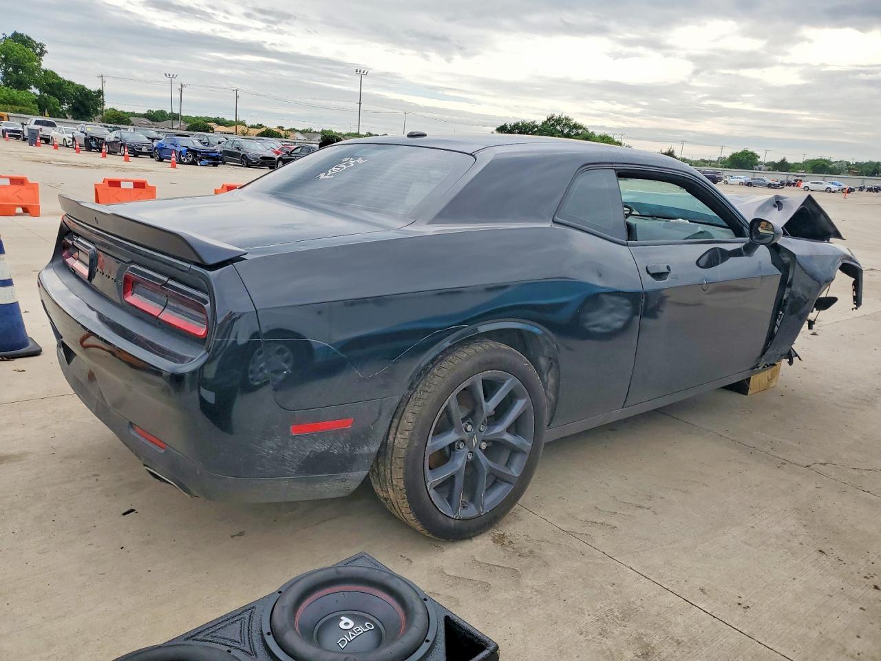 2020 Dodge Challenger Sxt - zdjęcie 3