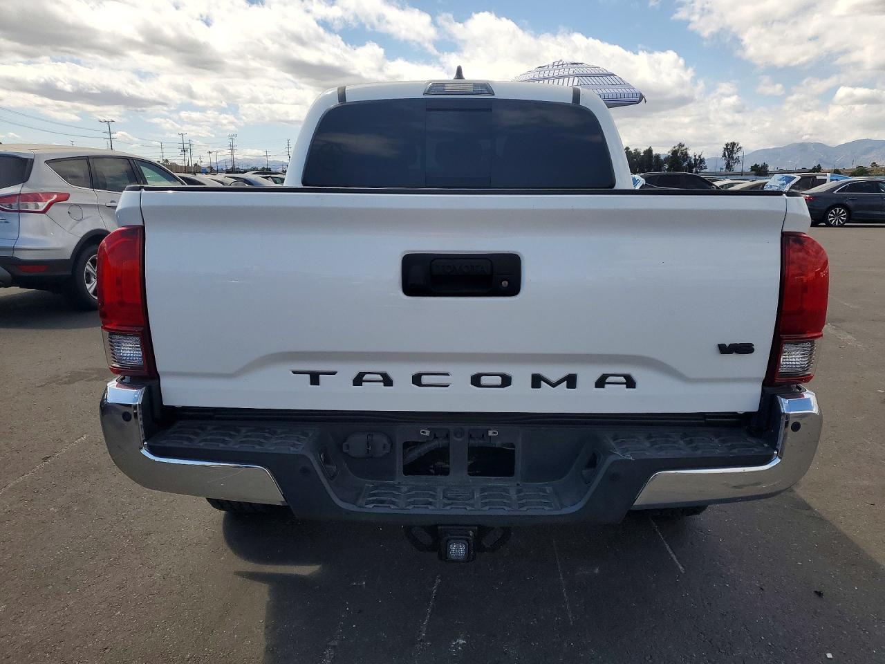 2020 Toyota Tacoma - zdjęcie 6