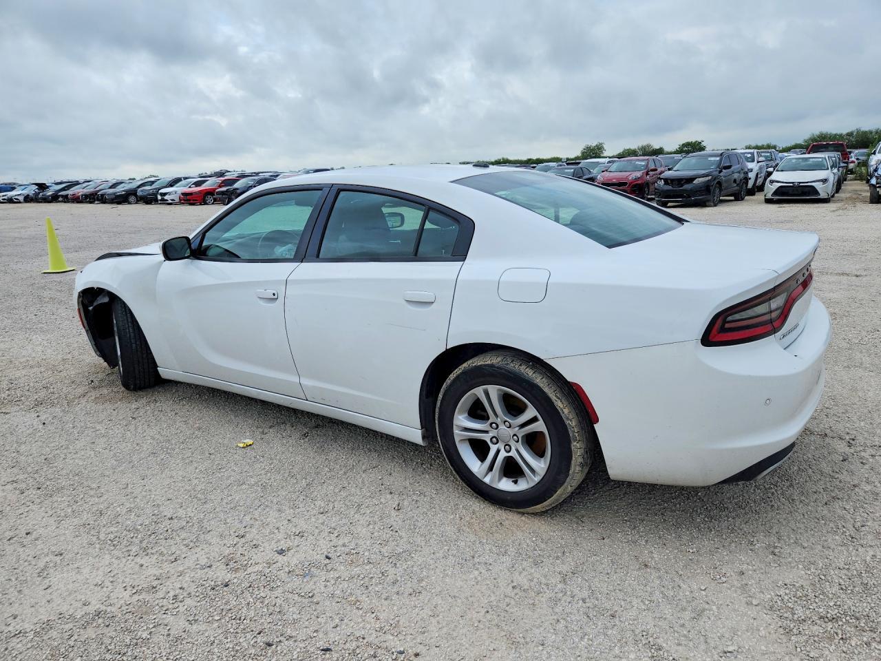 2018 Dodge Charger Sxt - zdjęcie 2