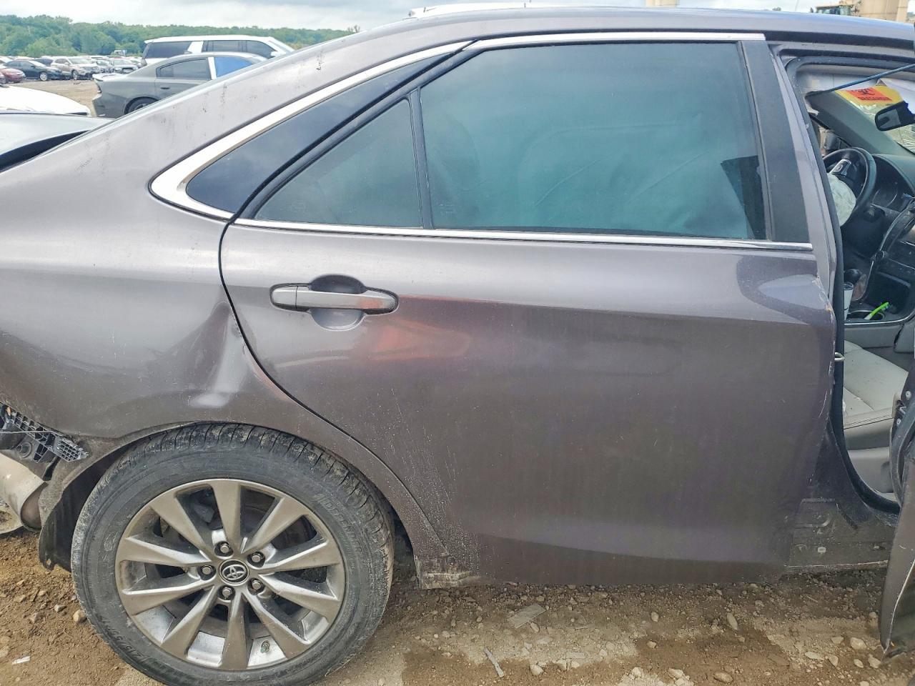 2015 Toyota Camry Xle - zdjęcie 10