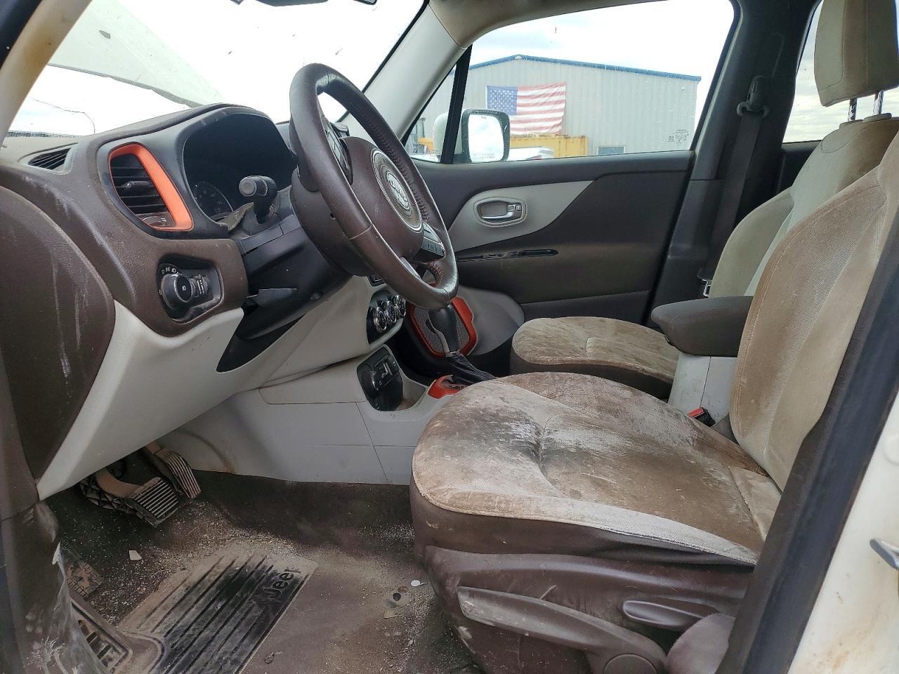 2015 Jeep Renegade Latitude - zdjęcie 7
